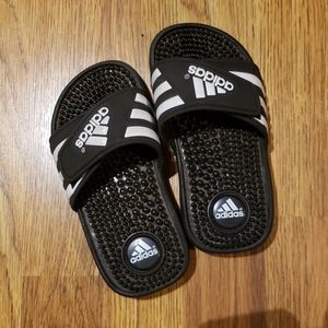 Kids 11T slides Adidas
